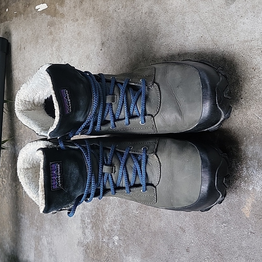 Rare Patagonia Snow Boots (US 9.5)